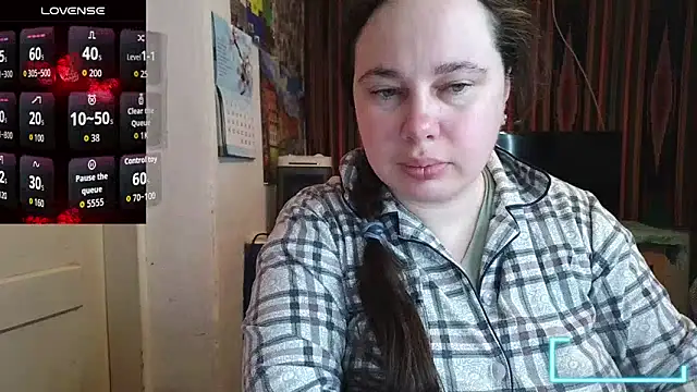Cora Maro online show from April 30, 2026, 11:20 pm