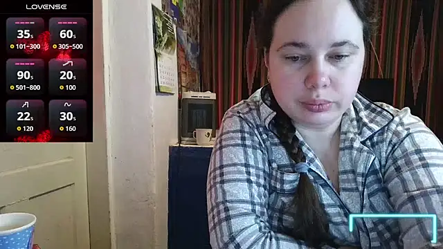 Snapshot of Cora_Maro chatting on May 18, 2026, 11:21 pm Cora Maro online show from May 18, 2026, 11:21 pm