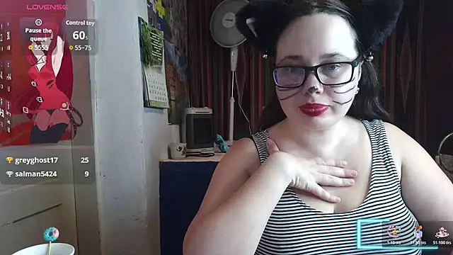 Cora Maro online show from July 10, 2026, 1:03 pm