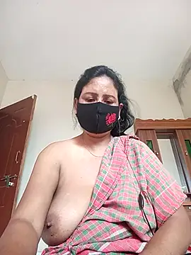 Snapshot of Neha-Roy chatting on May 6, 2026, 5:57 am Neha-Roy online show from May 6, 2026, 5:57 am