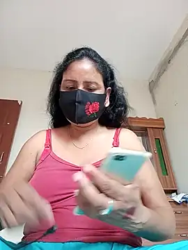 Snapshot of Neha-Roy chatting on May 25, 2026, 6:52 am Neha-Roy online show from May 25, 2026, 6:52 am