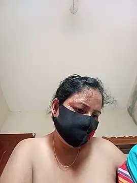 Snapshot of Neha-Roy chatting on June 25, 2026, 5:56 am Neha-Roy online show from June 25, 2026, 5:56 am