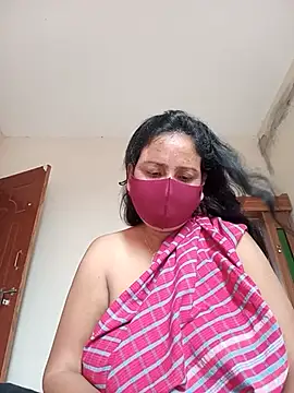 Snapshot of Neha-Roy chatting on July 7, 2026, 6:47 am Neha-Roy online show from July 7, 2026, 6:47 am