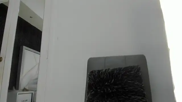 AbigailWilliams  online show from October 22, 2025, 11:10 am