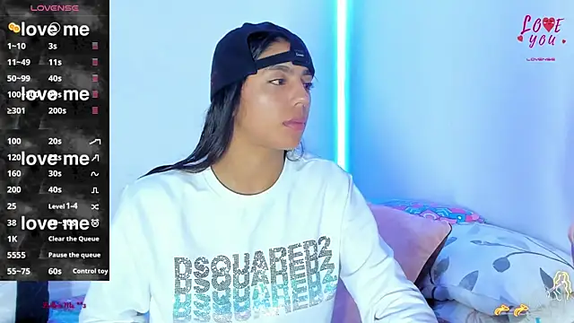 Snapshot of BarbieHotLaura chatting on January 17, 2025, 2:18 am BarbieHotLaura online show from January 17, 2025, 2:18 am