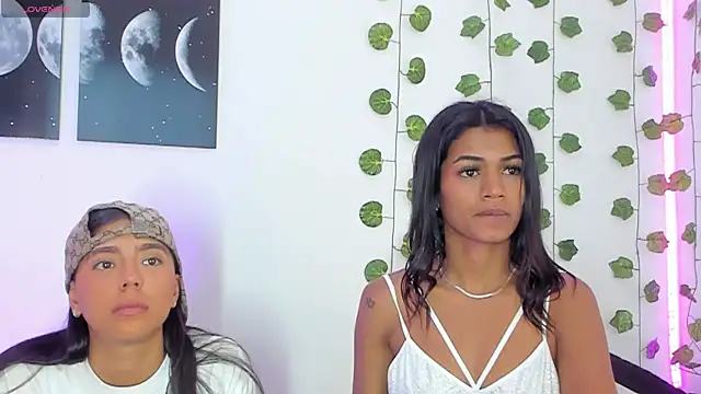 Snapshot of BarbieHotLaura chatting on February 3, 2025, 1:41 am BarbieHotLaura online show from February 3, 2025, 1:41 am