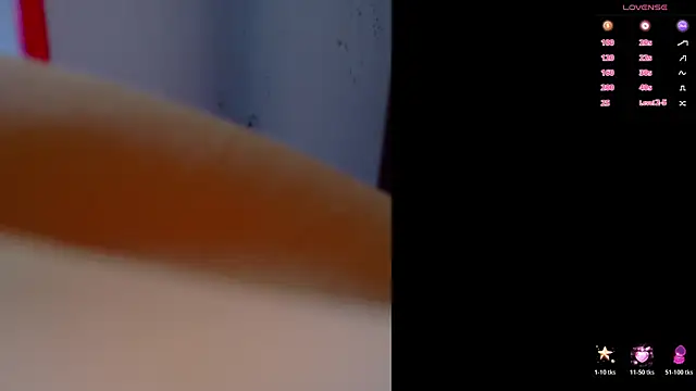 Snapshot of Gaby_Vegaa chatting on November 22, 2025, 10:09 pm Gaby Vegaa online show from November 22, 2025, 10:09 pm