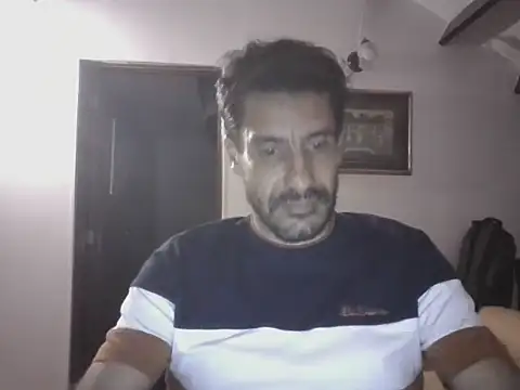 Snapshot of elkike1980 chatting on May 16, 2026, 12:51 am elkike1980 online show from May 16, 2026, 12:51 am