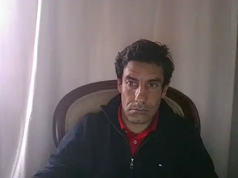Snapshot of elkike1980 chatting on July 10, 2026, 3:47 pm elkike1980 online show from July 10, 2026, 3:47 pm