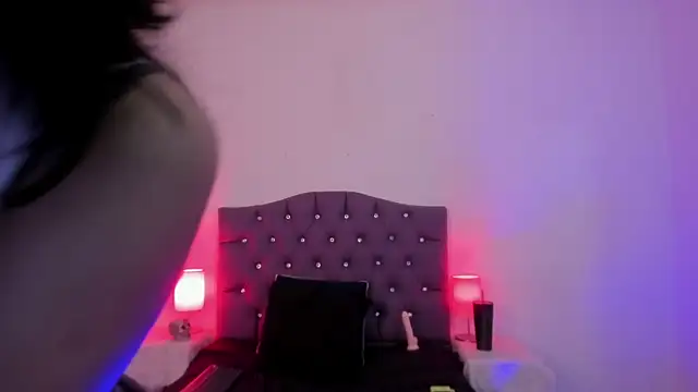 Nyx nayla online show from February 7, 2025, 12:17 pm