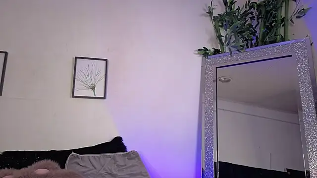 Nyx nayla online show from September 26, 2025, 11:31 pm