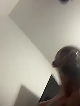 Snapshot of DaddySonBR chatting on December 14, 2025, 6:08 am DaddySonBR online show from December 14, 2025, 6:08 am