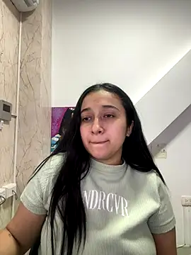 Snapshot of cata_megan chatting on December 5, 2024, 6:43 am cata megan online show from December 5, 2024, 6:43 am