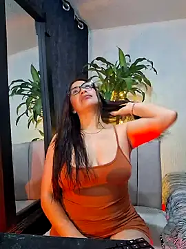 Snapshot of emmily_d chatting on December 1, 2024, 11:25 pm emmily d online show from December 1, 2024, 11:25 pm