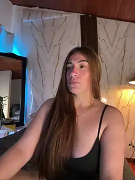 Snapshot of emmily_d chatting on July 27, 2026, 6:37 pm emmily d online show from July 27, 2026, 6:37 pm