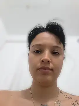 Snapshot of LorenRosse chatting on July 11, 2026, 10:11 pm LorenRosse online show from July 11, 2026, 10:11 pm