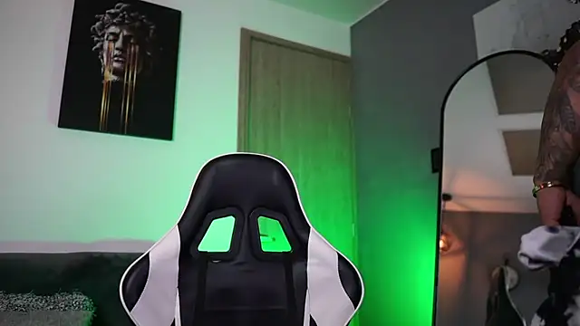 jaxon colton online show from March 22, 2025, 4:45 am