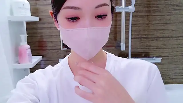 Snapshot of oxo_yuna_oxo chatting on December 31, 2024, 11:31 am oxo yuna oxo online show from December 31, 2024, 11:31 am