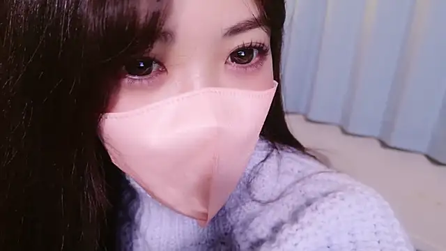 Snapshot of oxo_yuna_oxo chatting on March 12, 2025, 1:30 pm oxo yuna oxo online show from March 12, 2025, 1:30 pm