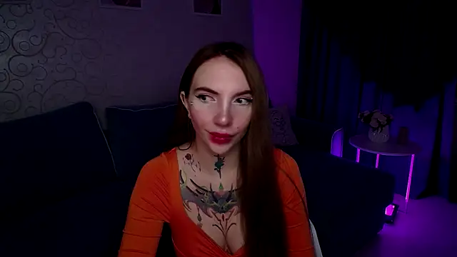 Snapshot of AnneTenet chatting on November 13, 2025, 9:19 am AnneTenet online show from November 13, 2025, 9:19 am