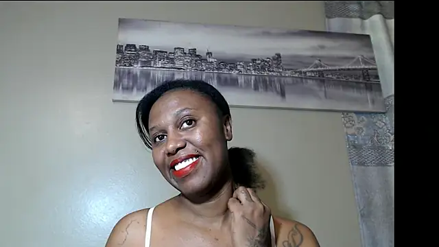 Snapshot of YourDreamLady22 chatting on November 22, 2025, 8:46 am YourDreamLady22 online show from November 22, 2025, 8:46 am