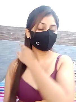 Hoty-Shivangi online show from December 6, 2024, 1:00 pm