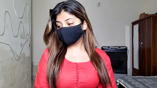 Hoty-Shivangi online show from May 3, 2026, 2:45 pm