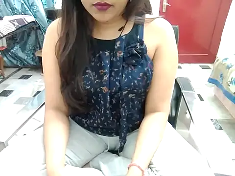 Snapshot of aarushi_sharmaa chatting on February 20, 2025, 2:24 pm aarushi sharmaa online show from February 20, 2025, 2:24 pm