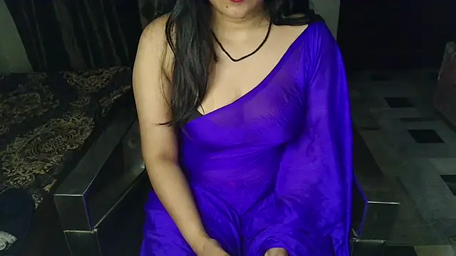 aarushi sharmaa online show from May 11, 2026, 4:37 pm