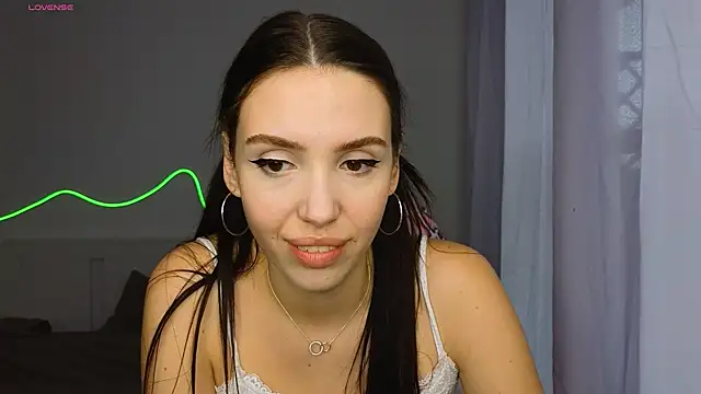 AliceSpark online show from September 29, 2025, 10:09 am