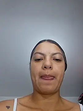 Snapshot of Daila_20_ chatting on November 22, 2025, 1:10 pm Daila 20 online show from November 22, 2025, 1:10 pm