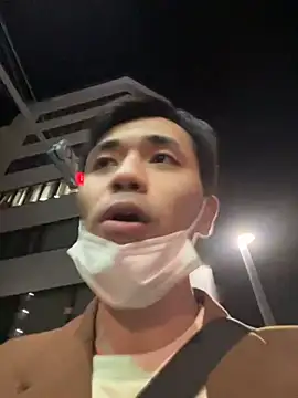 Snapshot of ryusei18570 chatting on December 6, 2024, 1:44 pm ryusei18570 online show from December 6, 2024, 1:44 pm