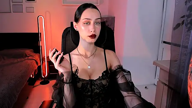 Snapshot of unaericaabistrong chatting on February 18, 2026, 9:00 pm unaericaabistrong online show from February 18, 2026, 9:00 pm