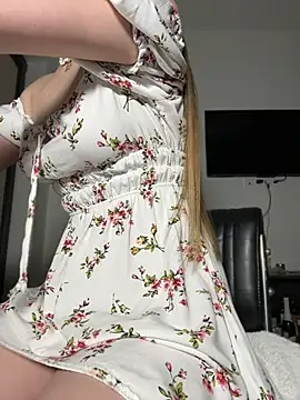NickiLike online show from July 21, 2026, 5:59 pm