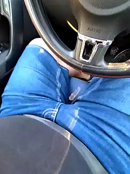 Snapshot of Cum991 chatting on June 27, 2026, 5:29 pm Cum991 online show from June 27, 2026, 5:29 pm