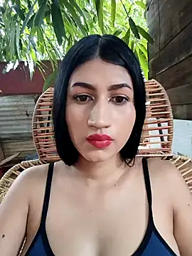 Julix A online show from September 25, 2025, 6:22 pm