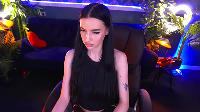 Snow WhiteeeX online show from February 26, 2025, 1:53 am