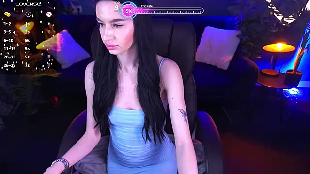 Snow WhiteeeX online show from March 12, 2025, 5:02 am