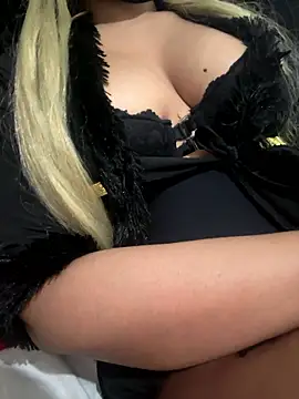 Snapshot of sexy-hadiil chatting on January 11, 2026, 12:37 am sexy-hadiil online show from January 11, 2026, 12:37 am