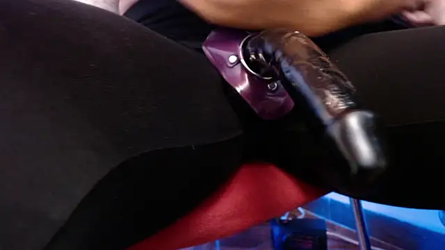 IvanaFetish online show from November 15, 2025, 9:43 pm