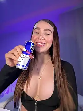 Lanataylor- online show from February 18, 2025, 11:30 pm