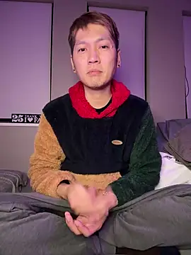 Snapshot of kensnb chatting on February 2, 2025, 10:02 am kensnb online show from February 2, 2025, 10:02 am