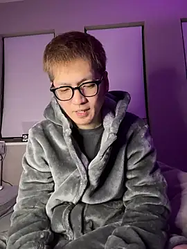 Snapshot of kensnb chatting on February 13, 2025, 12:11 pm kensnb online show from February 13, 2025, 12:11 pm