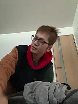 Snapshot of kensnb chatting on February 21, 2025, 9:22 pm kensnb online show from February 21, 2025, 9:22 pm