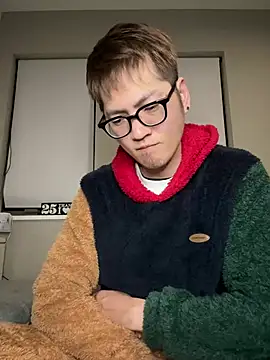 Snapshot of kensnb chatting on March 8, 2025, 1:25 pm kensnb online show from March 8, 2025, 1:25 pm