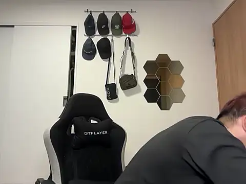 Snapshot of kensnb chatting on October 25, 2025, 7:52 pm kensnb online show from October 25, 2025, 7:52 pm