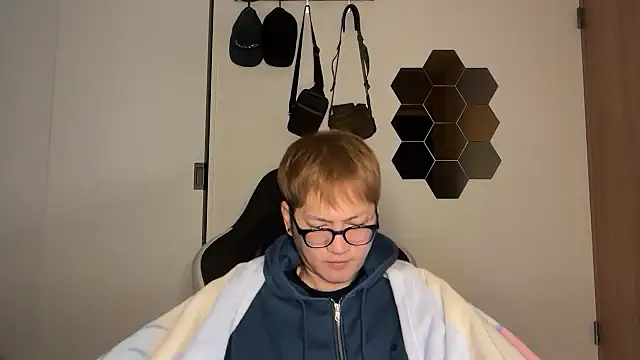 Snapshot of kensnb chatting on November 20, 2025, 8:08 pm kensnb online show from November 20, 2025, 8:08 pm