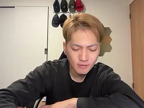 Snapshot of kensnb chatting on November 26, 2025, 7:48 pm kensnb online show from November 26, 2025, 7:48 pm