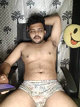 Snapshot of Mr_Handsome_hunk chatting on November 15, 2025, 3:30 pm Mr Handsome hunk online show from November 15, 2025, 3:30 pm