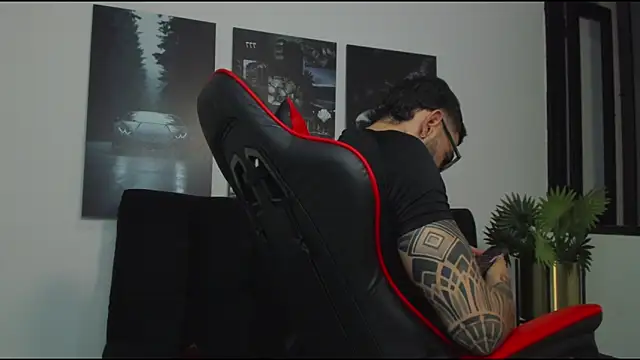 Austin bolt online show from February 8, 2025, 3:08 am